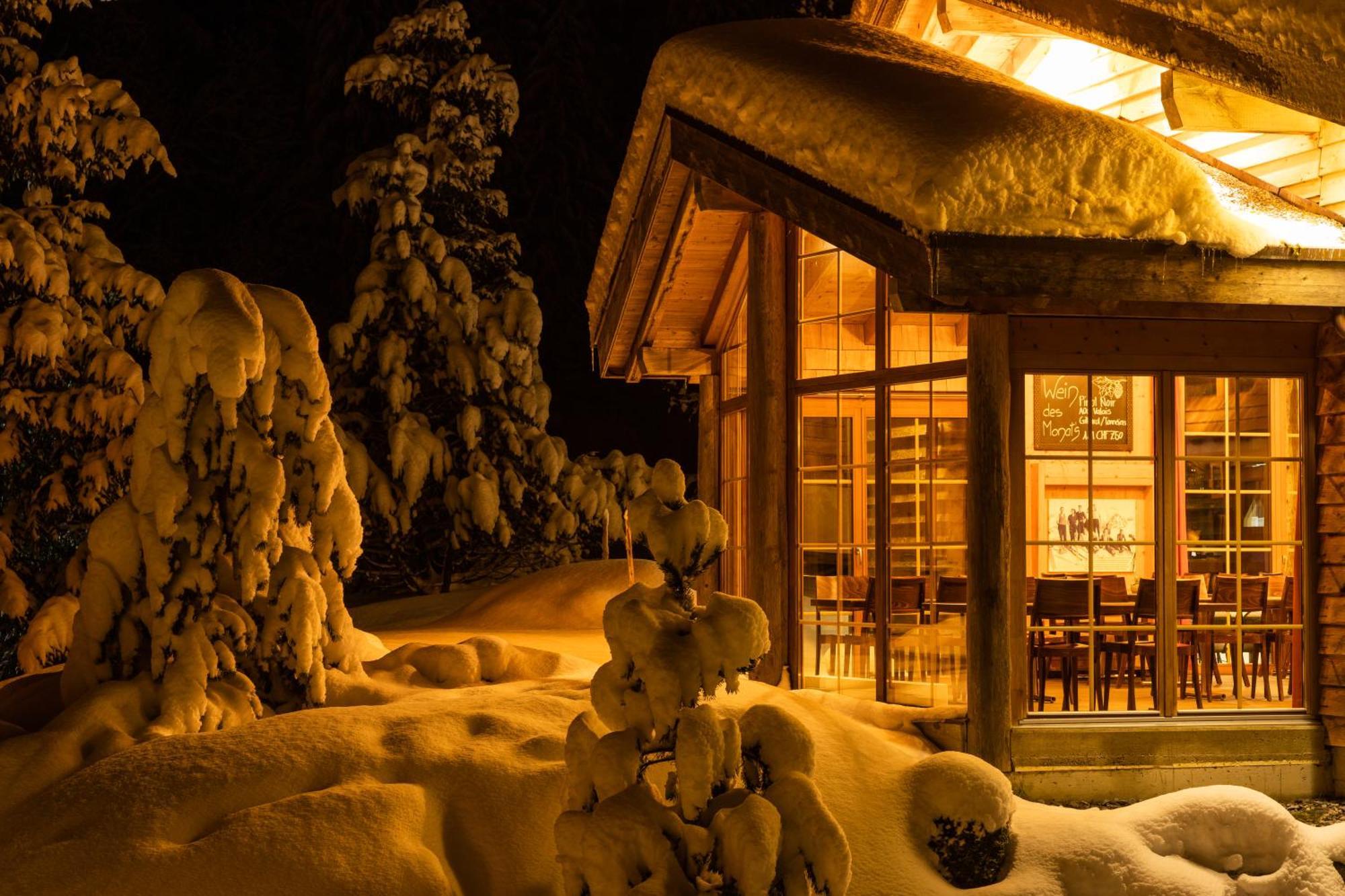 Huettenhotel Husky Lodge Muotathal Екстериор снимка