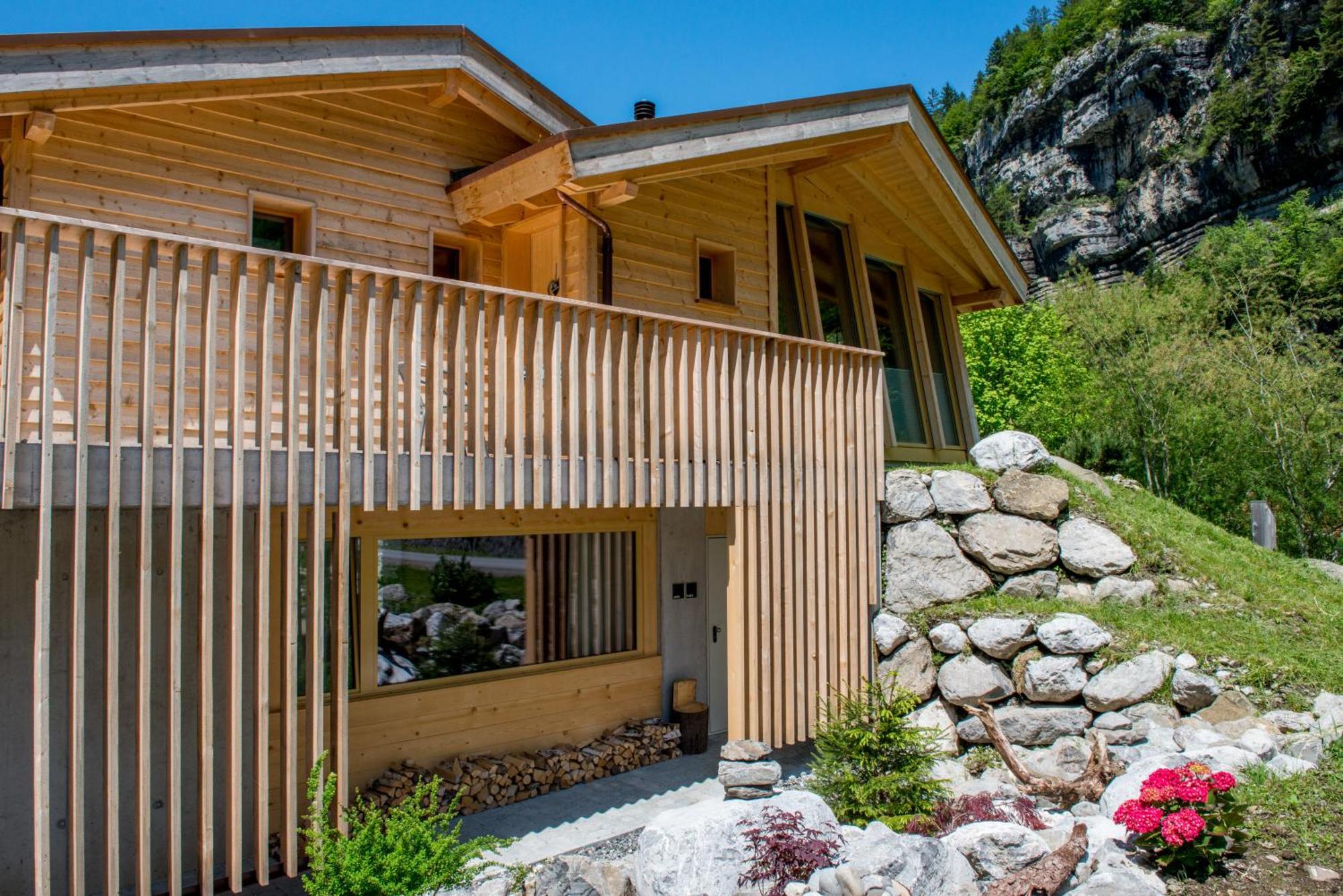 Huettenhotel Husky Lodge Muotathal Екстериор снимка