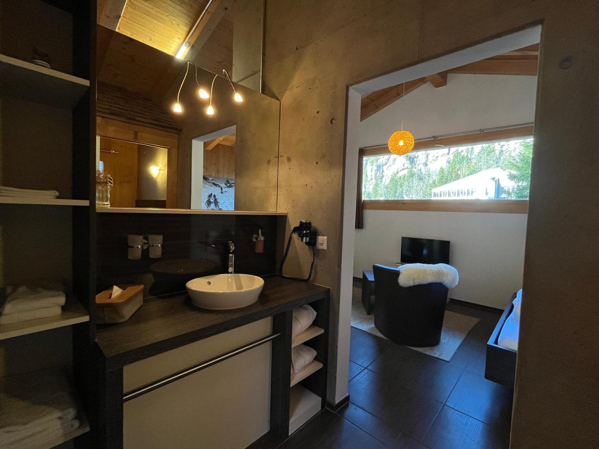 Huettenhotel Husky Lodge Muotathal Екстериор снимка