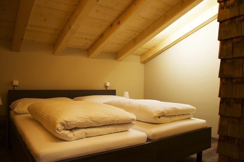 Huettenhotel Husky Lodge Muotathal Стая снимка