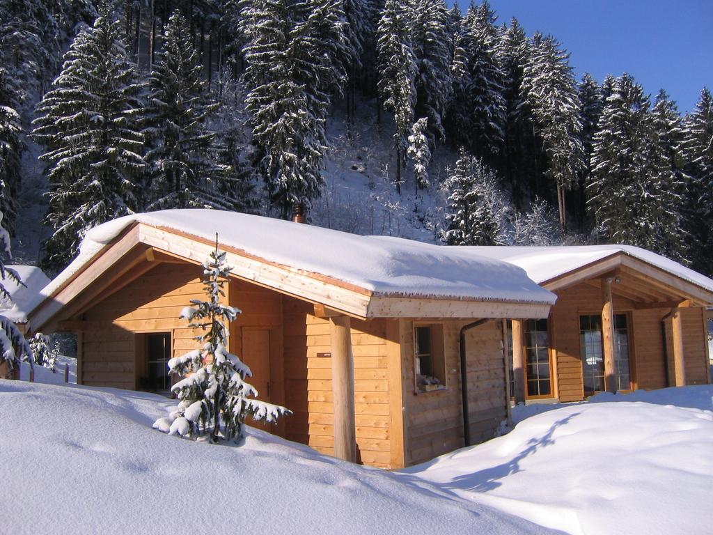 Huettenhotel Husky Lodge Muotathal Стая снимка